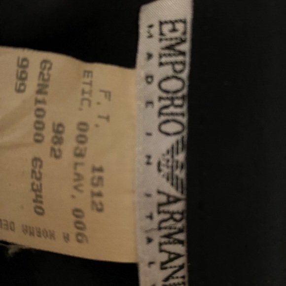 Emporio Armani black miniskirt size 46 Italian - Picture 2 of 3